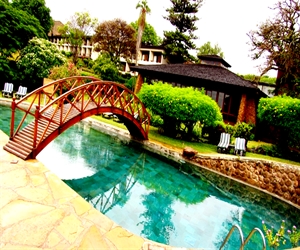 Kenya Lodge Safaris
